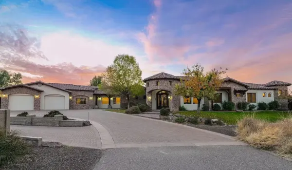 Oasis Estate exterior