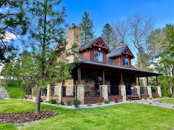 Front exterior of Riverfront Cabin cabin