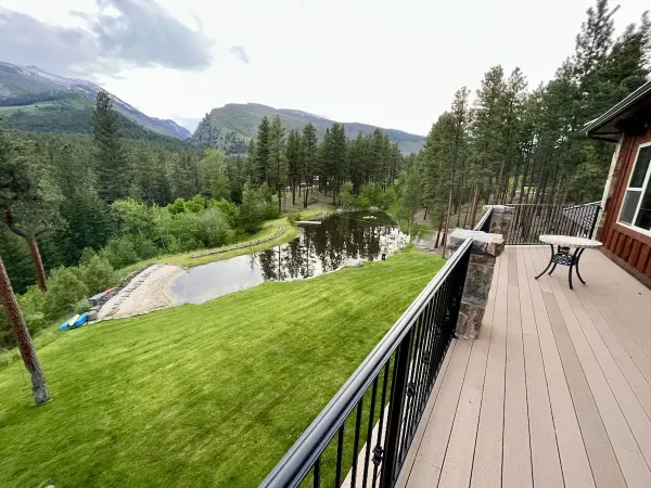 Third level deck
